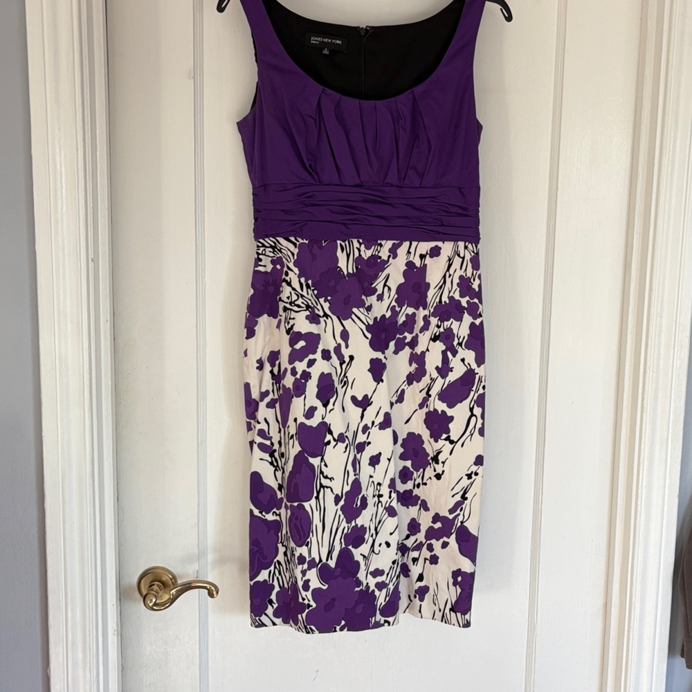 Jones New York Purple and White Floral Dress